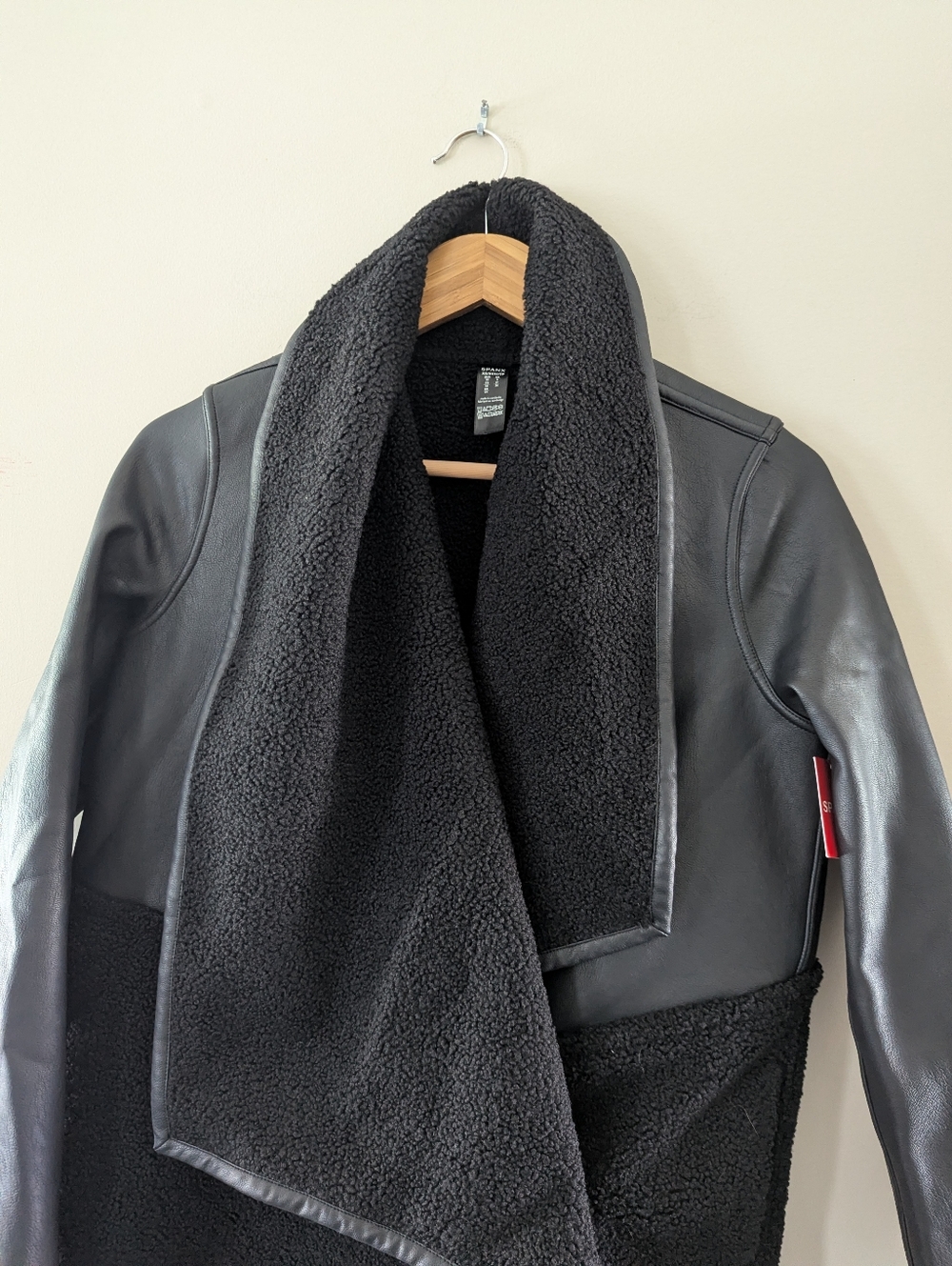 Spanx NWT Fleece and Leather Long Wrap Very Black Size XS - Picture 3 of 9